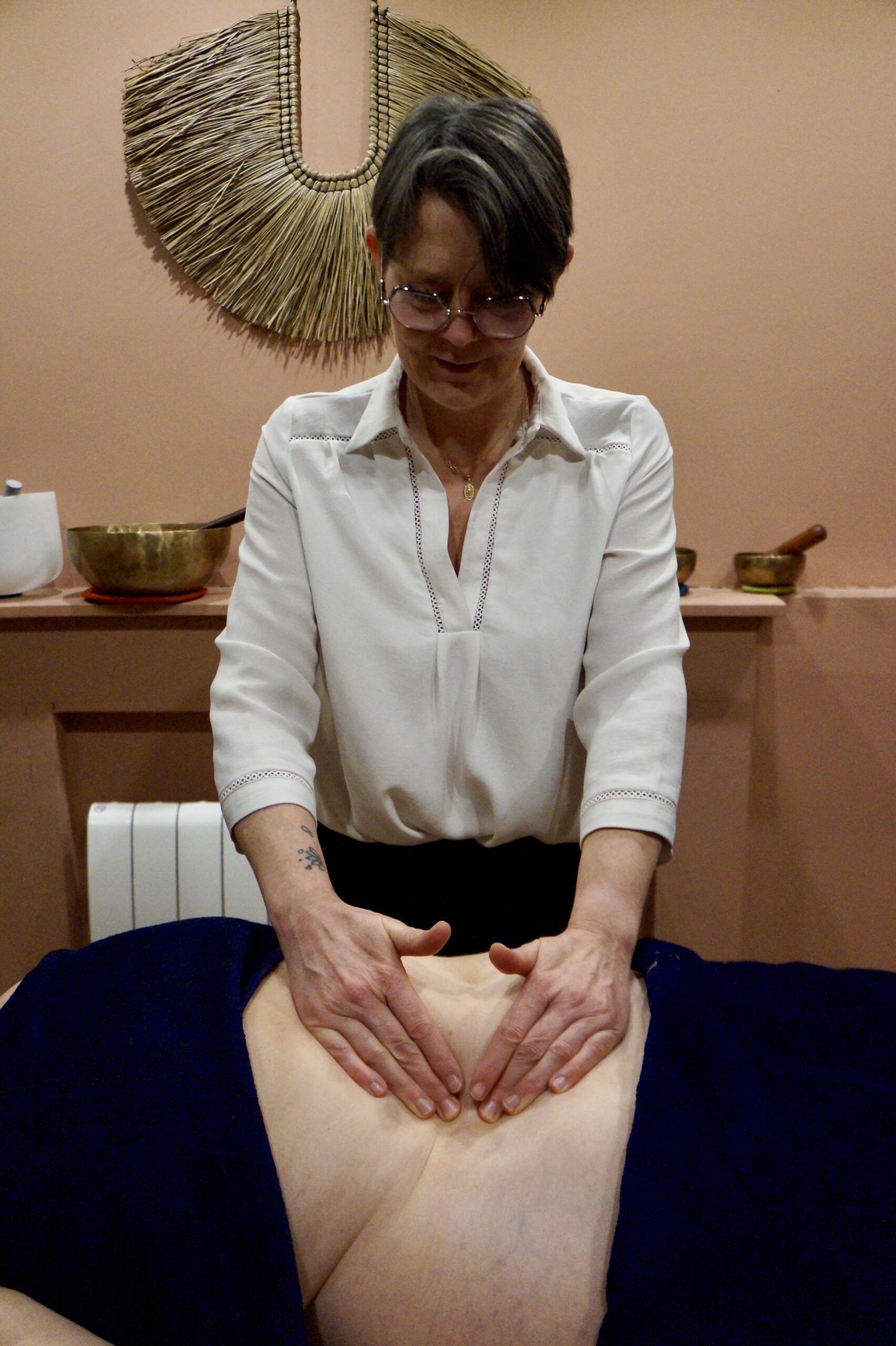 Massage Chi Nei Tsang du ventre à Plaisir des Sens à Templeuve-en-Pévèle